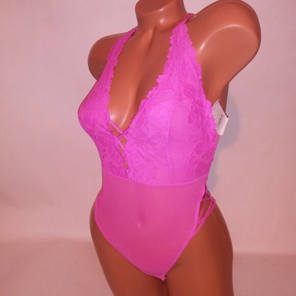 Auden Pink Lace Teddy Bodysuit XS Criss Cross Back NWT - Picture 5 of 12
